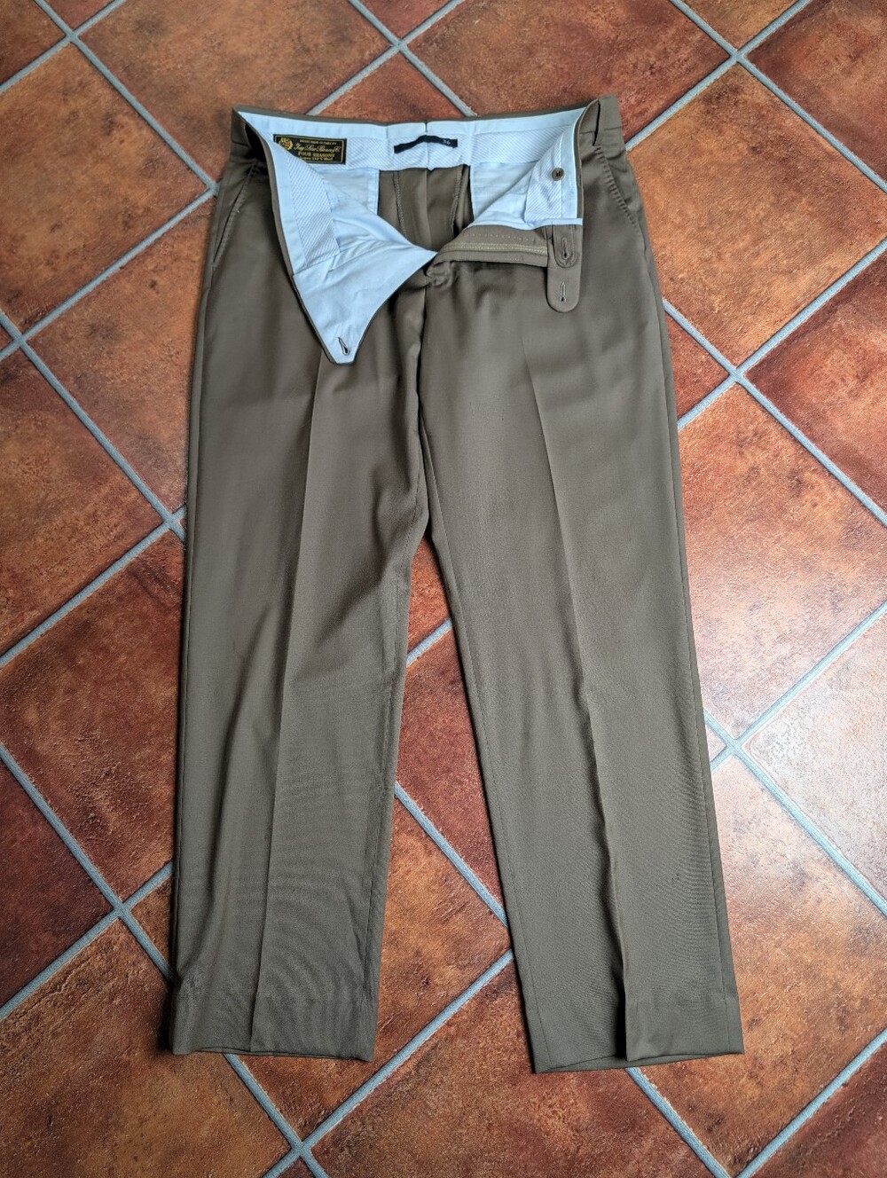 Loro Piana Men's Soft Virgin Wool Dress Pants